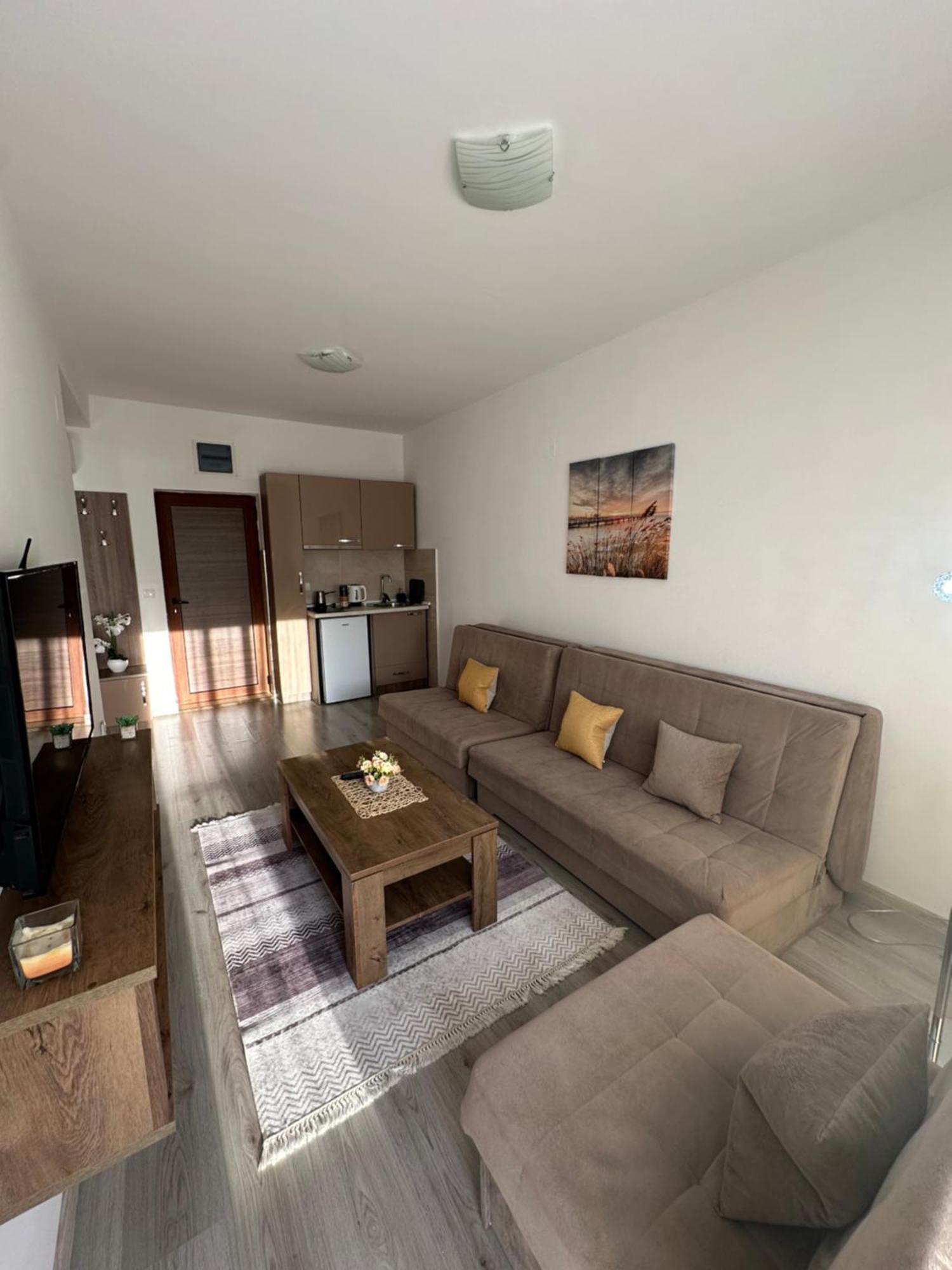 Apartments Amar Ulcinj Exterior photo